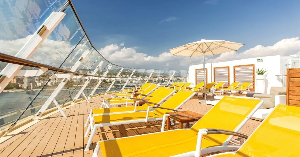 X-Sonnendeck auf der Mein Schiff 3