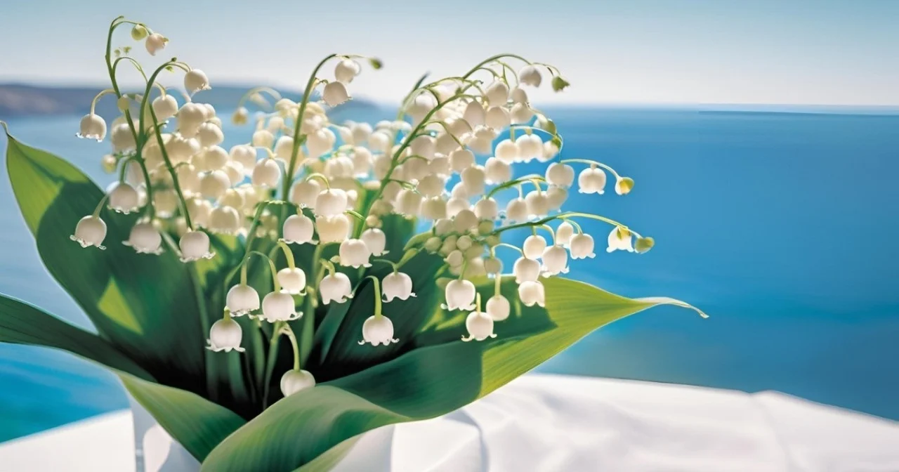 Blumenstrauß vor Meer