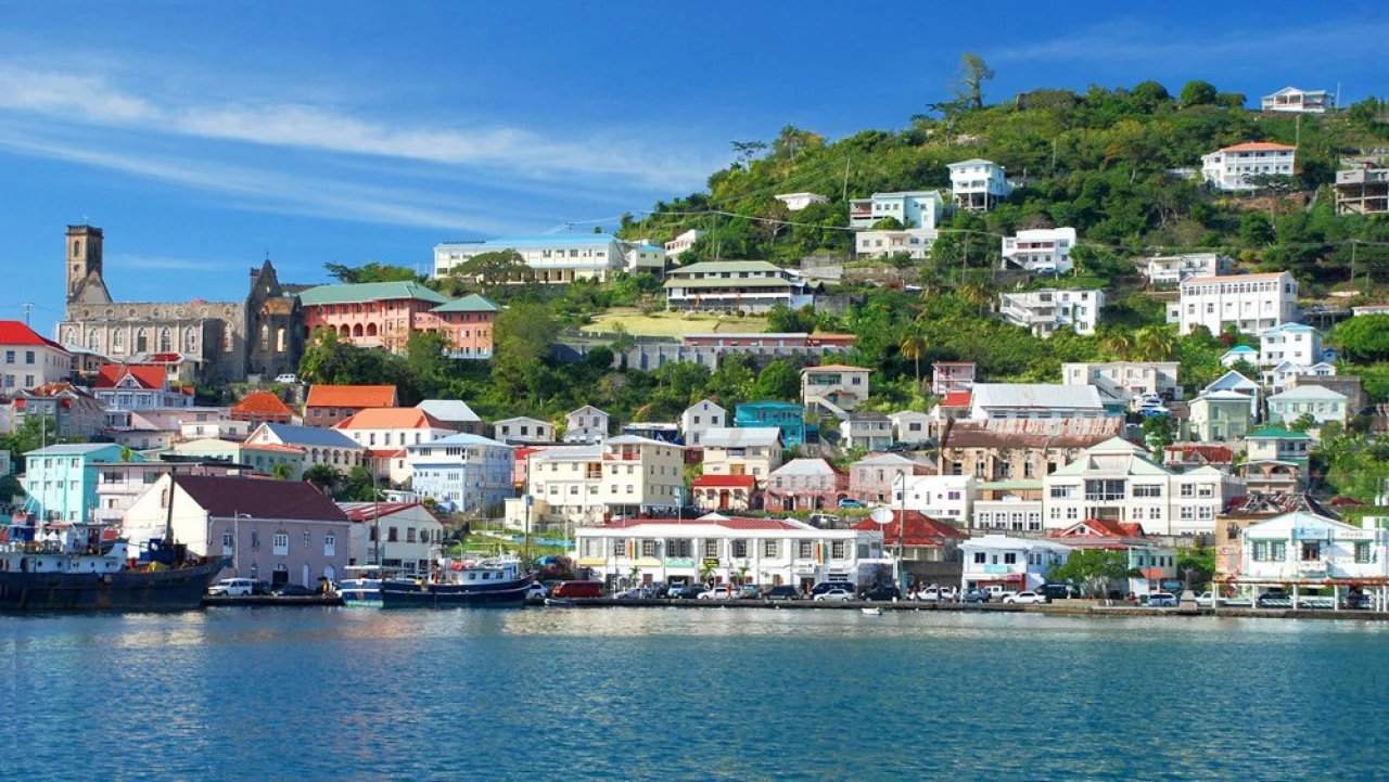 Hafenbild St. George's (Grenada)