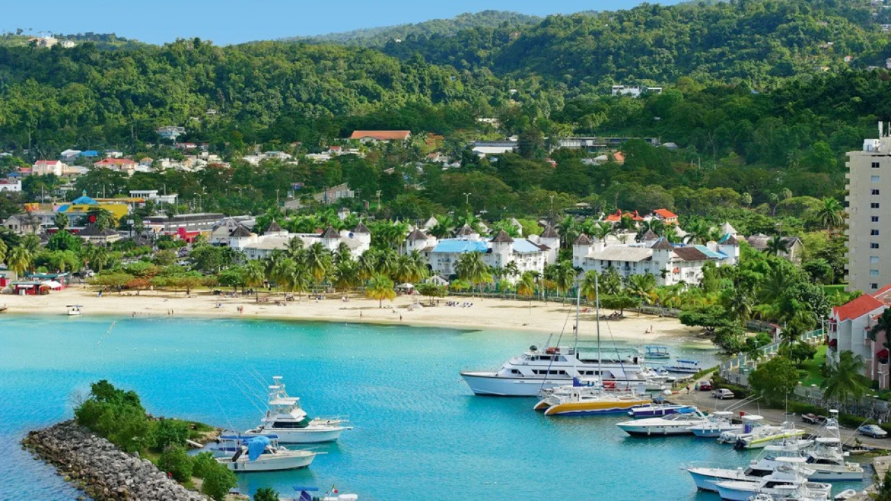 Hafenbild Ocho Rios (Jamaika)