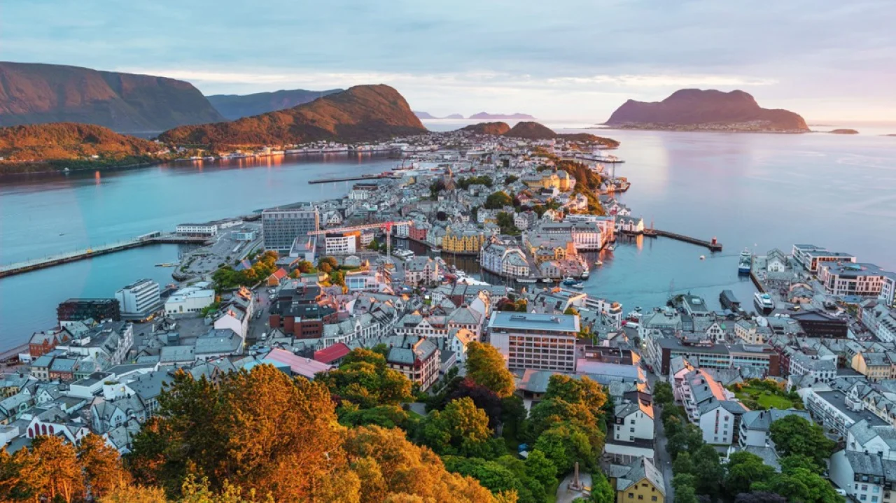 Hafenbild Ålesund