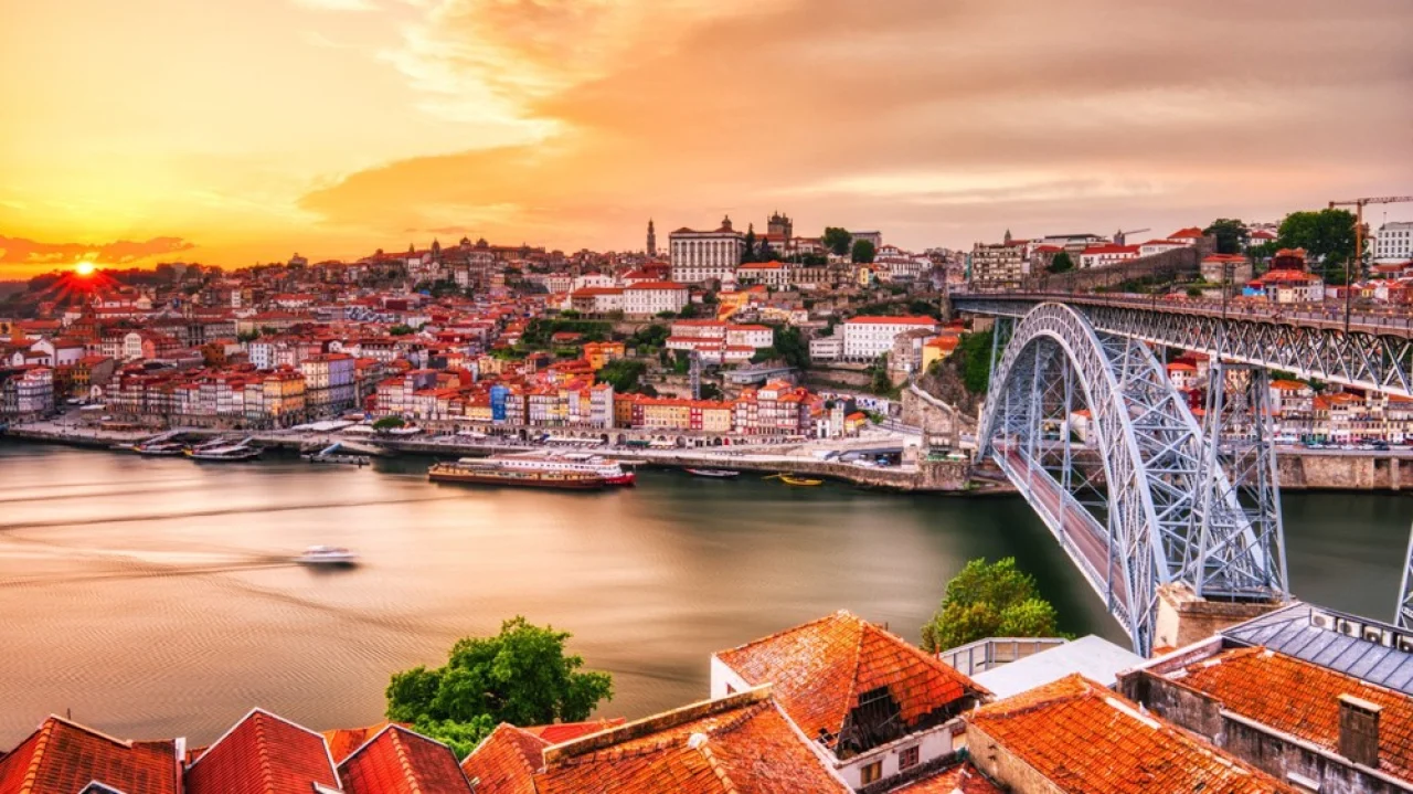 Hafenbild Leixões (Porto)