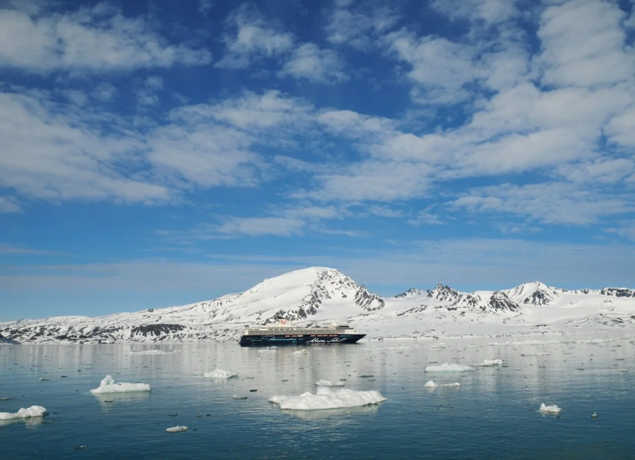 Hafenbild Longyearbyen (Spitzbergen)