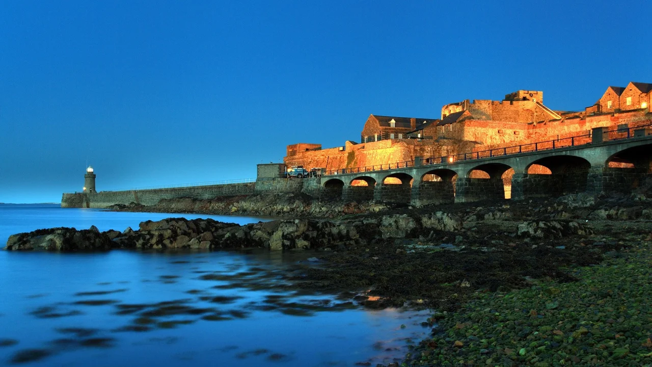 Hafenbild St. Peter Port (Guernsey)