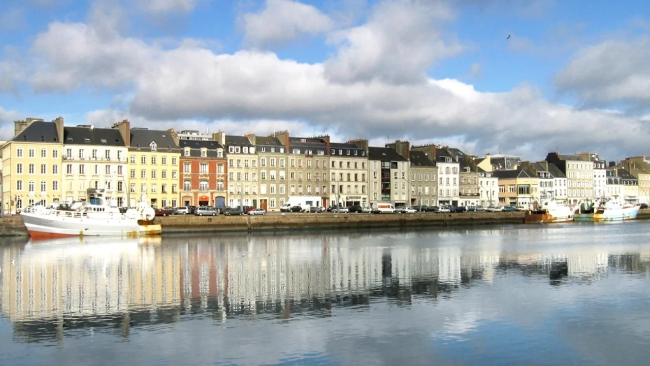 Hafenbild Cherbourg