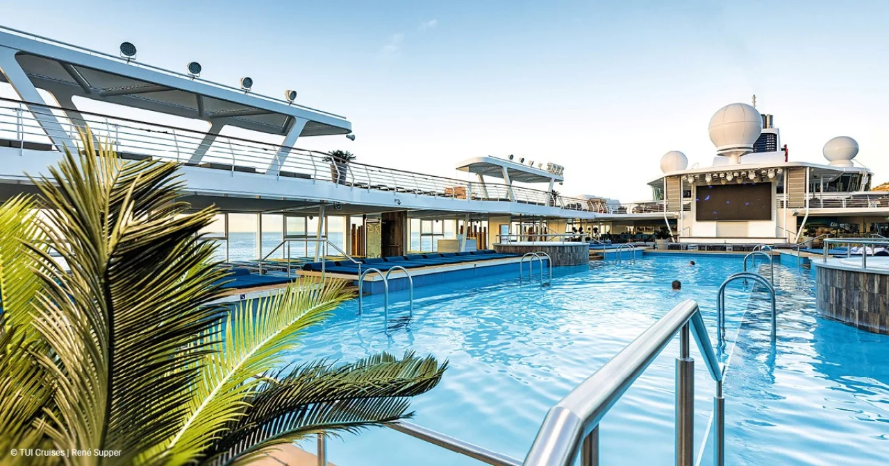 25m Pool Bild