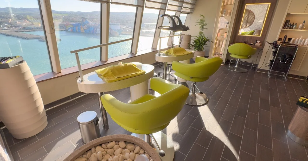 Maniküre/ Pediküre