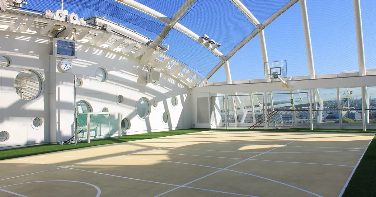 Ballsportfeld Bild